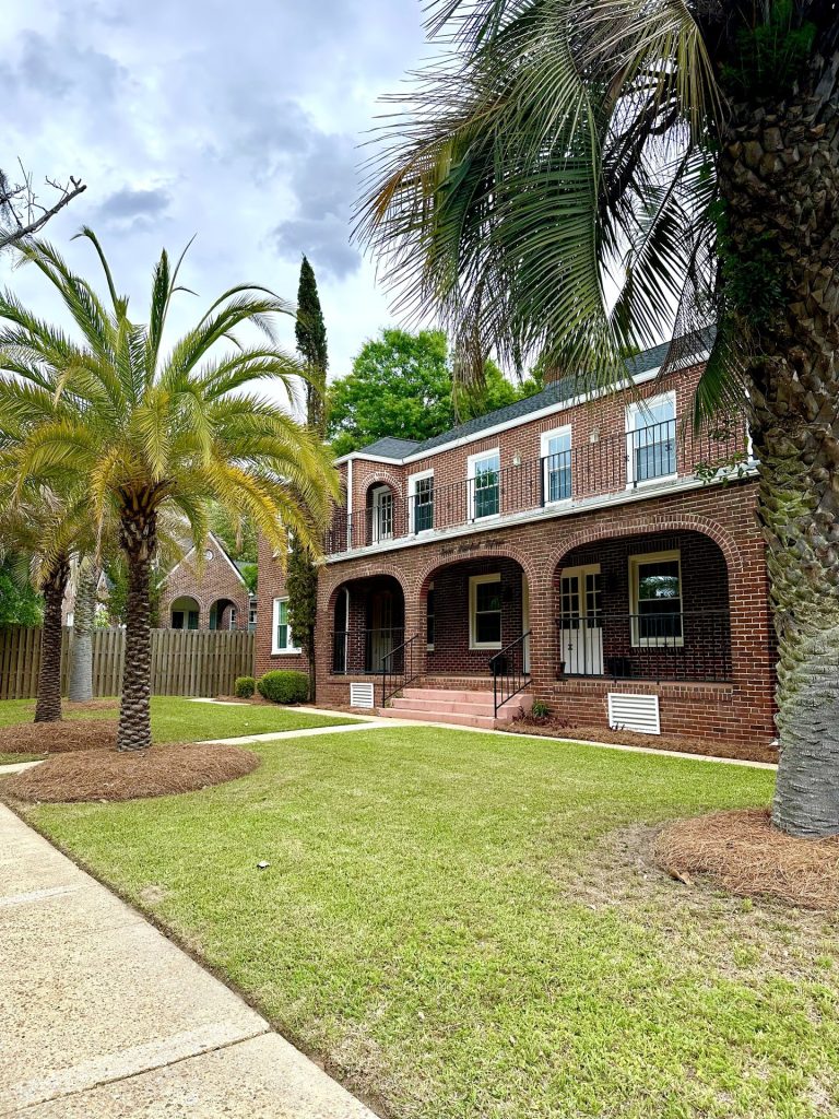 Brick exterior and grounds at 715 1st St SE Apartments, Moultrie, GA