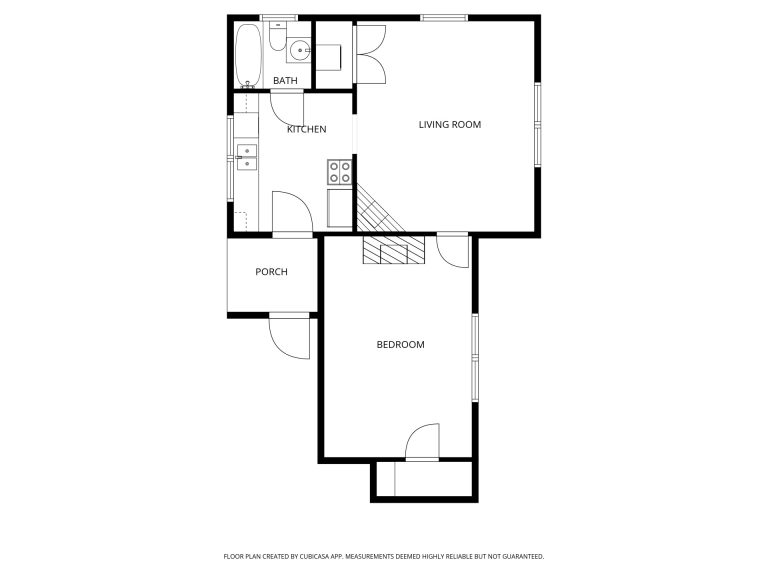 CubiCasa floor plan for Unit 7 at 715 1st St SE Apartments