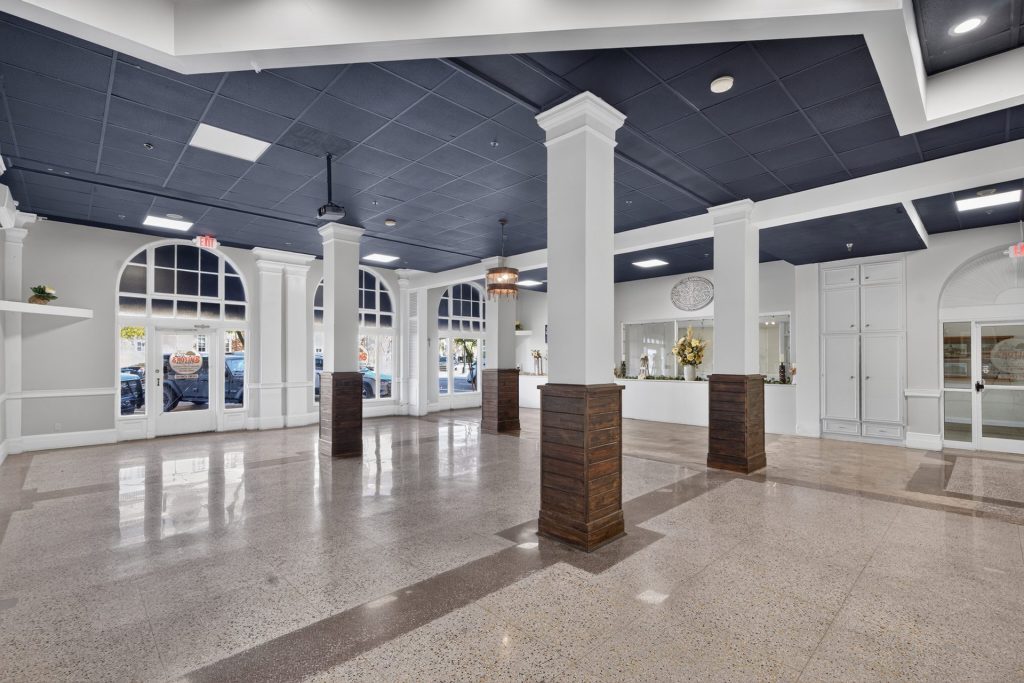 Colquitt Tower Suite 103 dining room, Moultrie, GA